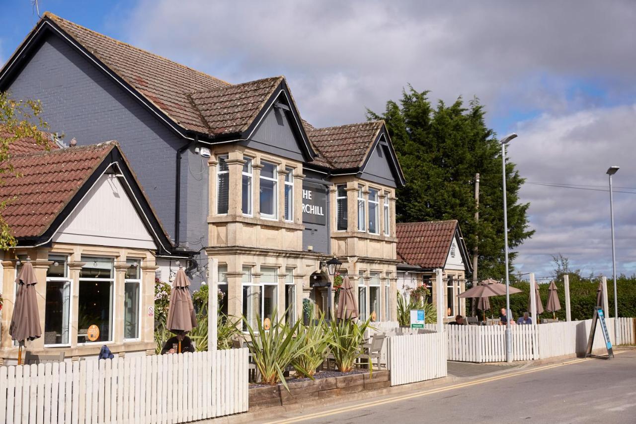 The Churchill By Greene King Inns Royal Wootton Bassett Extérieur photo