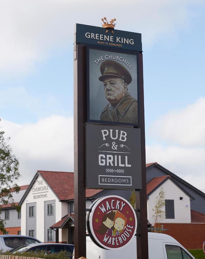 The Churchill By Greene King Inns Royal Wootton Bassett Extérieur photo
