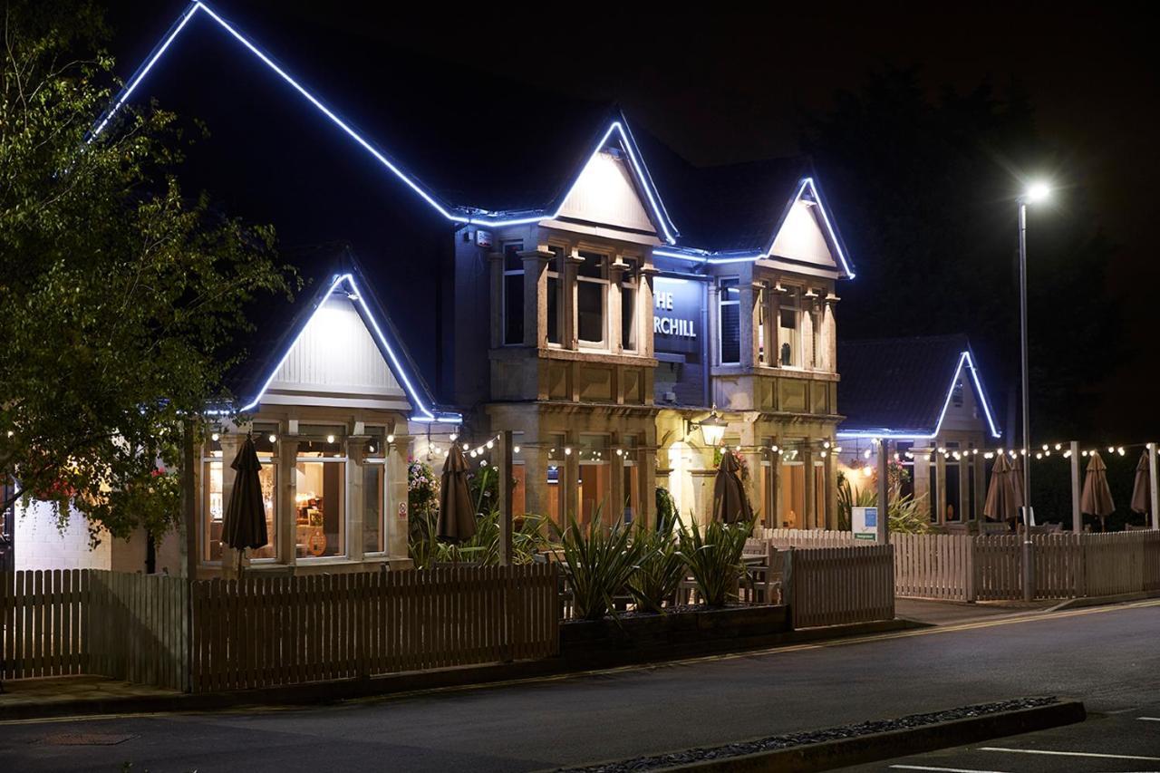 The Churchill By Greene King Inns Royal Wootton Bassett Extérieur photo